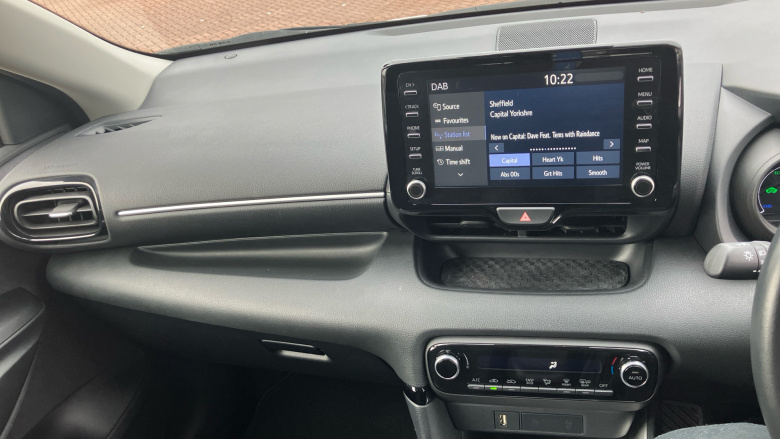 Toyota Yaris 1.5 Hybrid Design 5dr CVT Hybrid Hatchback